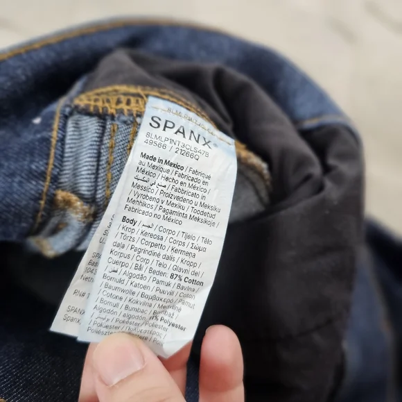 Spanx Shape EveryWear FLARE Raw Indigo Jeans Womens 1X Pull On Stretch - Picture 4 of 11